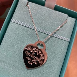 New! Tiffany &Co necklace 30inches